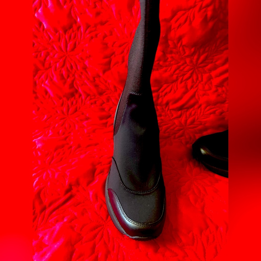 Brand new boots. Never worn.